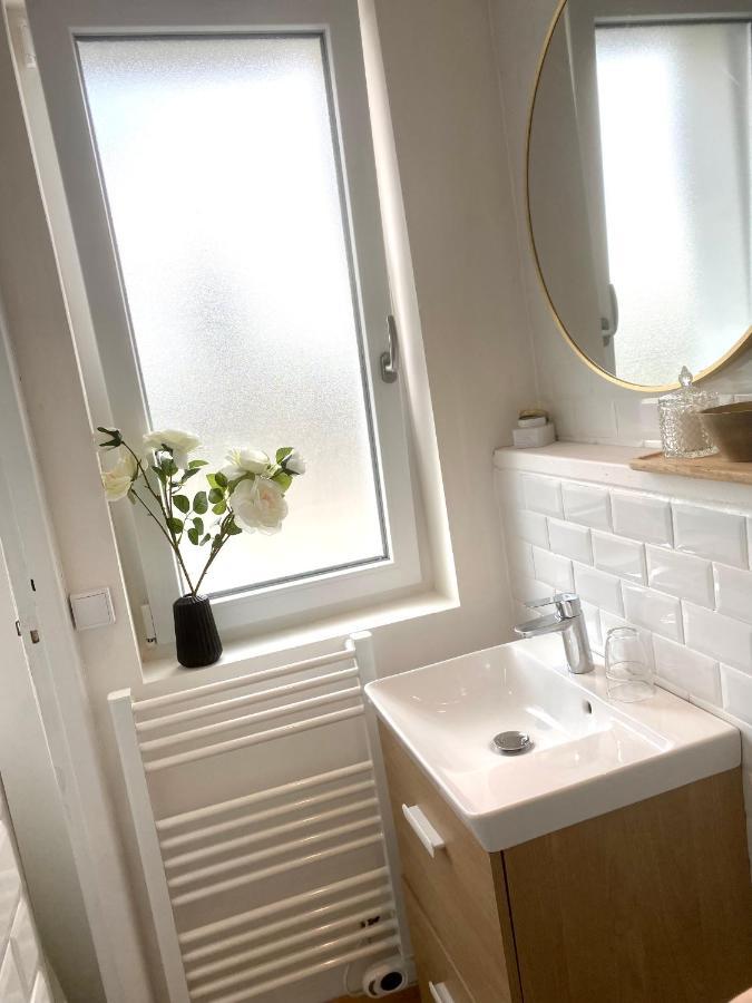Les Suites Du Beffroi 2 Calais Exterior photo
